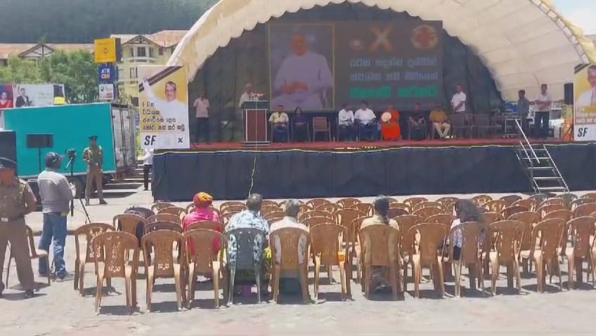 president candidates sarath Fonseka's public meeting held on 26th at numwaraeliya city